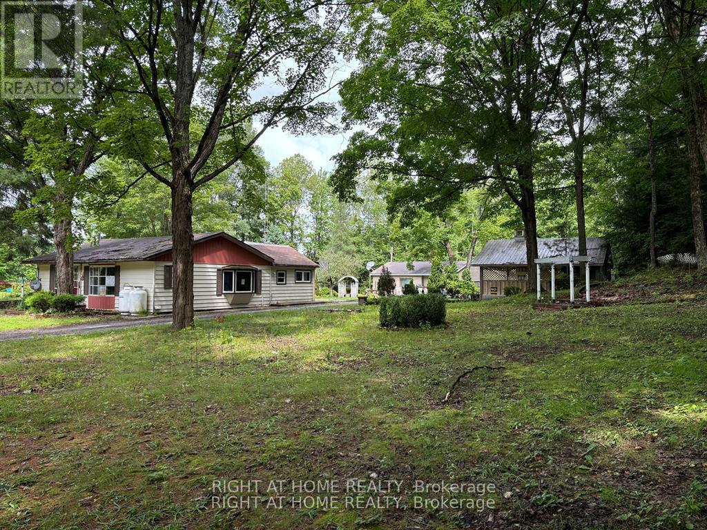 2162 BAY LAKE ROAD, faraday, Ontario