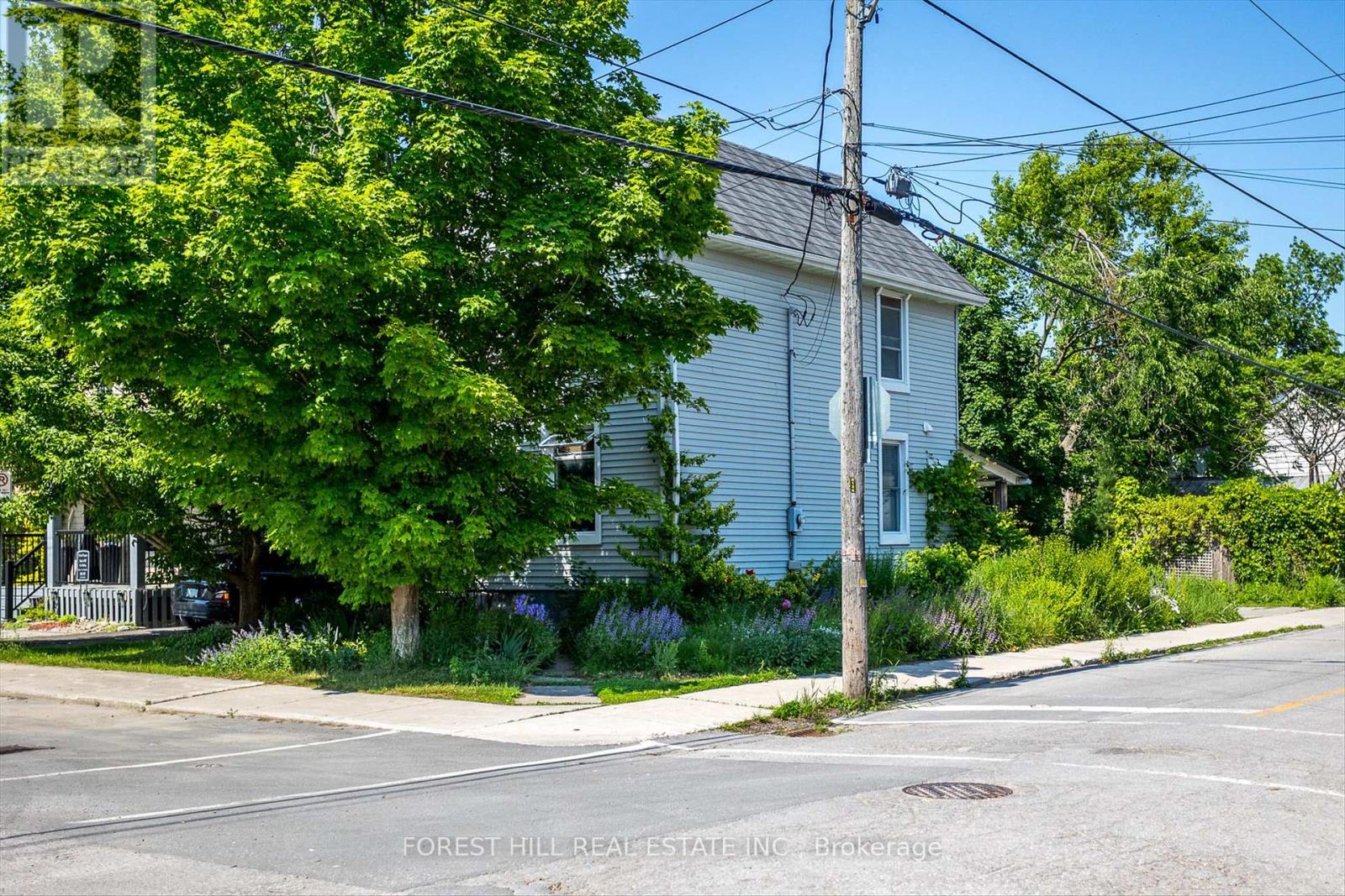 466 CAMBRIDGE STREET, peterborough central (north), Ontario