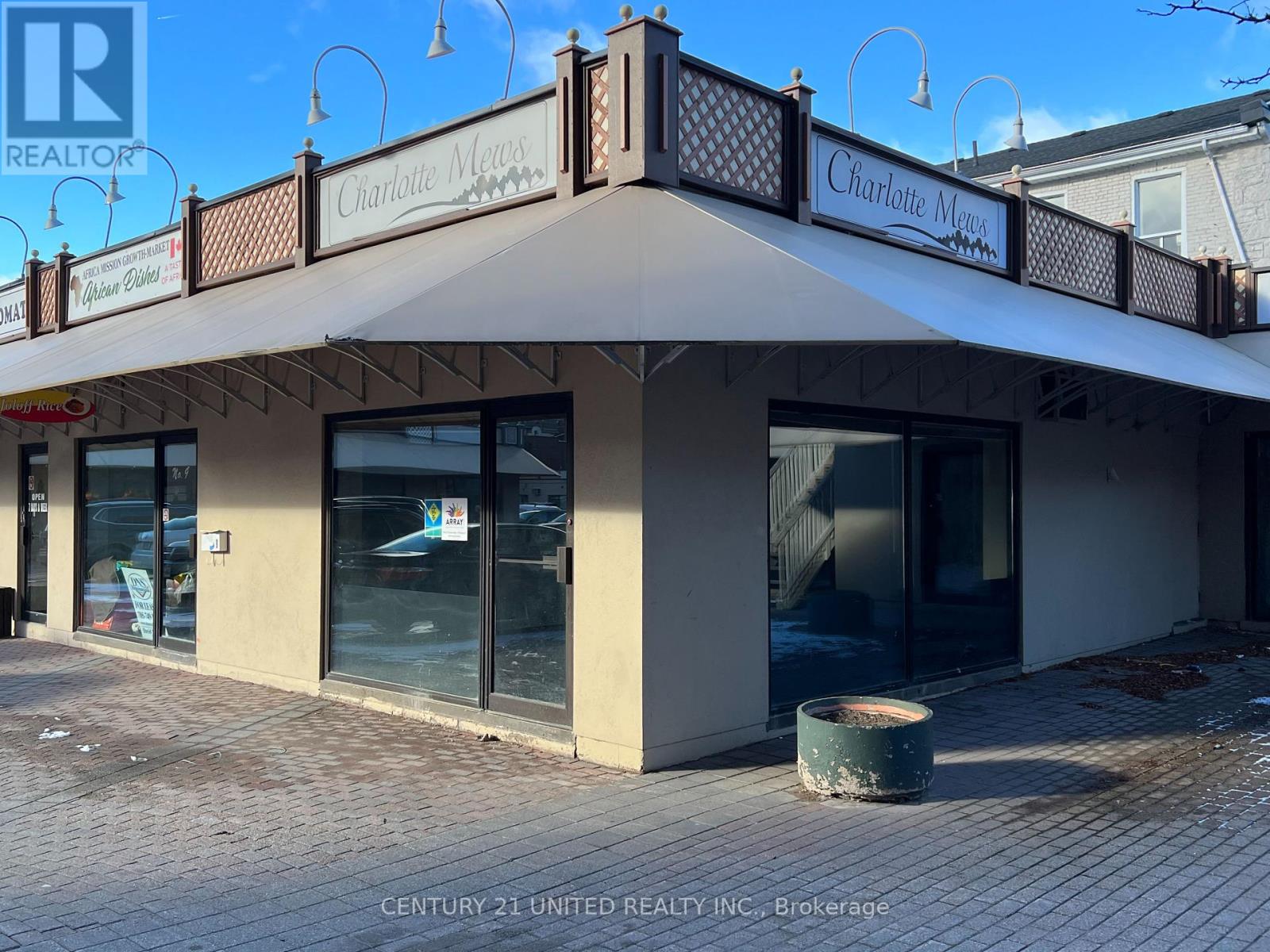 10 - 193 SIMCOE STREET, peterborough central (north), Ontario