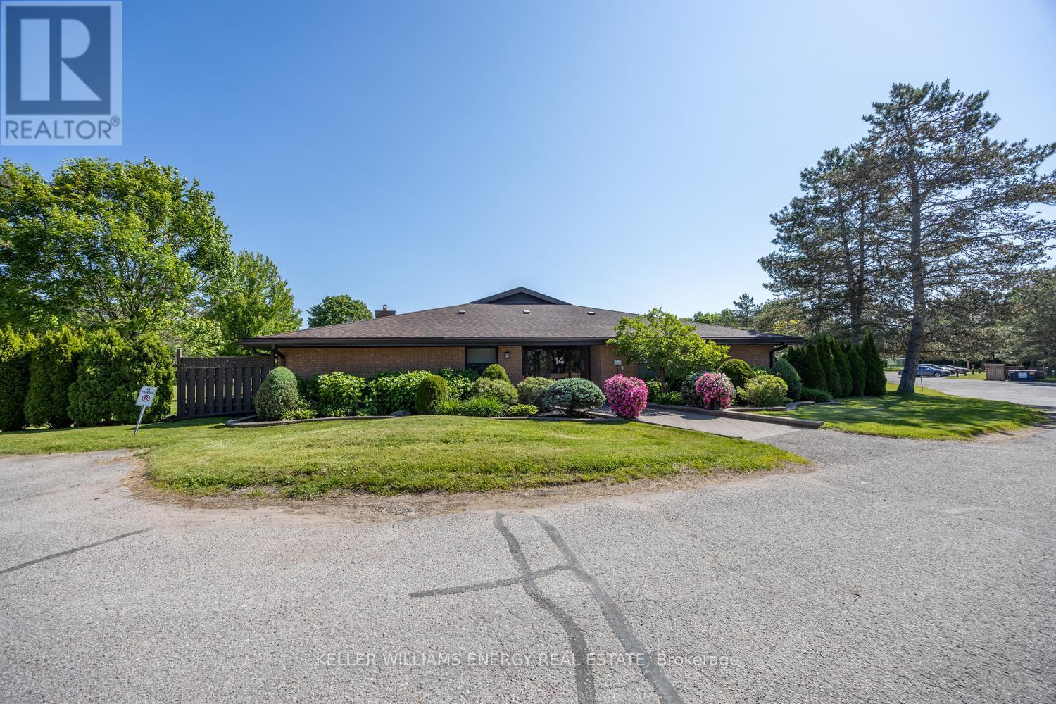3 - 14 PADDOCK WOOD, peterborough east (north), Ontario