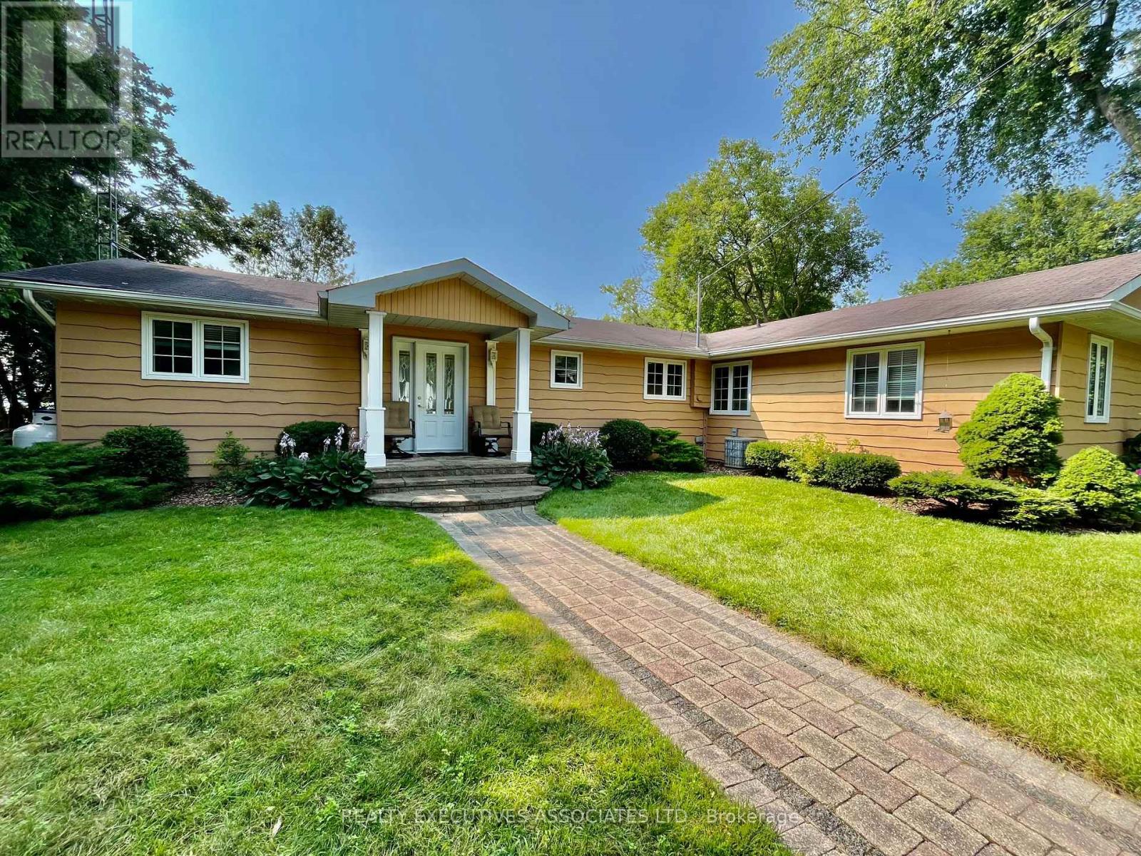 22 LAKEVIEW BOULEVARD, kawartha lakes (mariposa), Ontario
