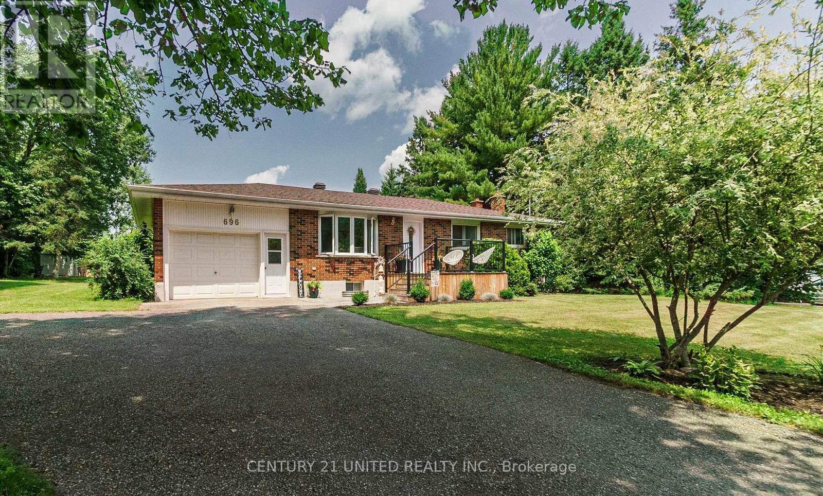 696 SKYLINE ROAD, selwyn, Ontario