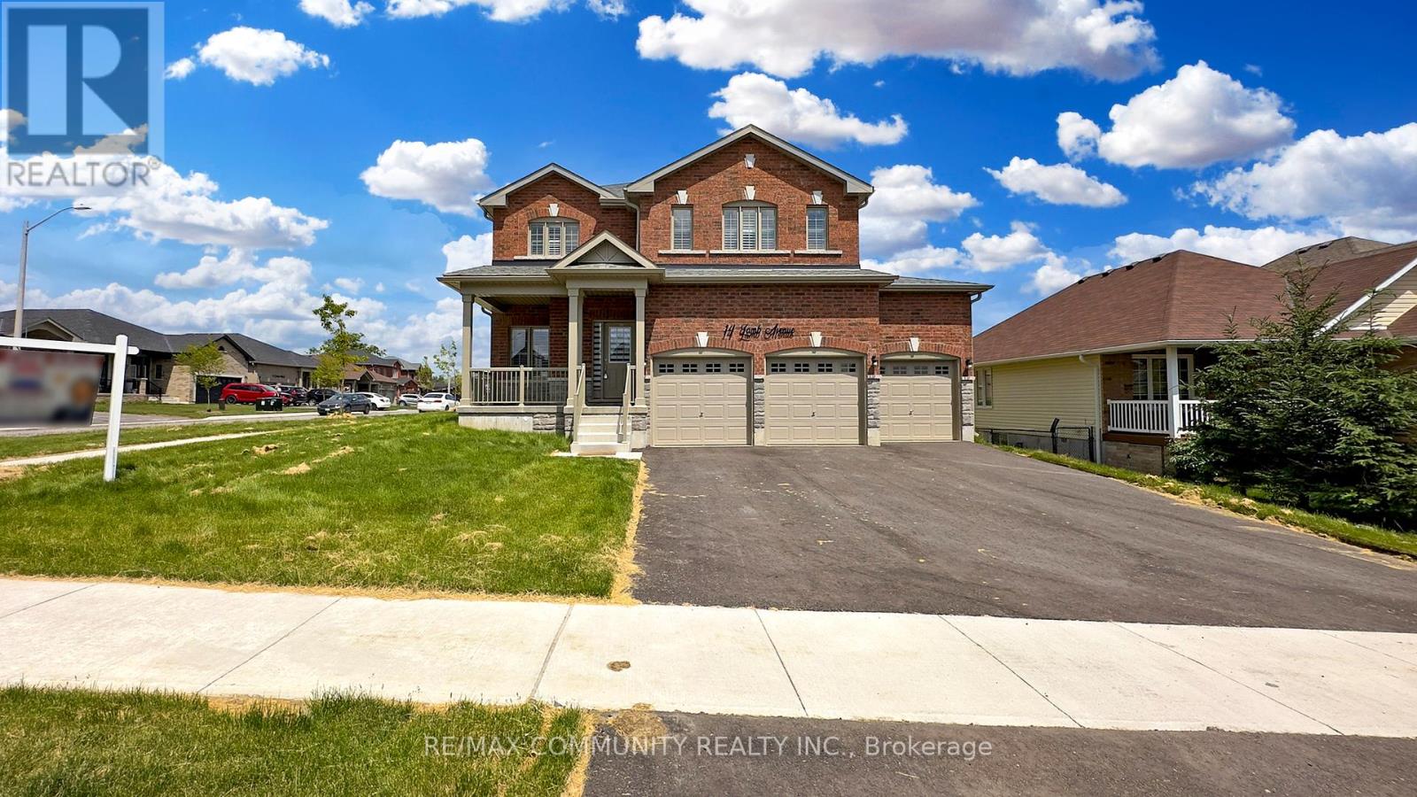 14 LAMB AVENUE, kawartha lakes (lindsay), Ontario