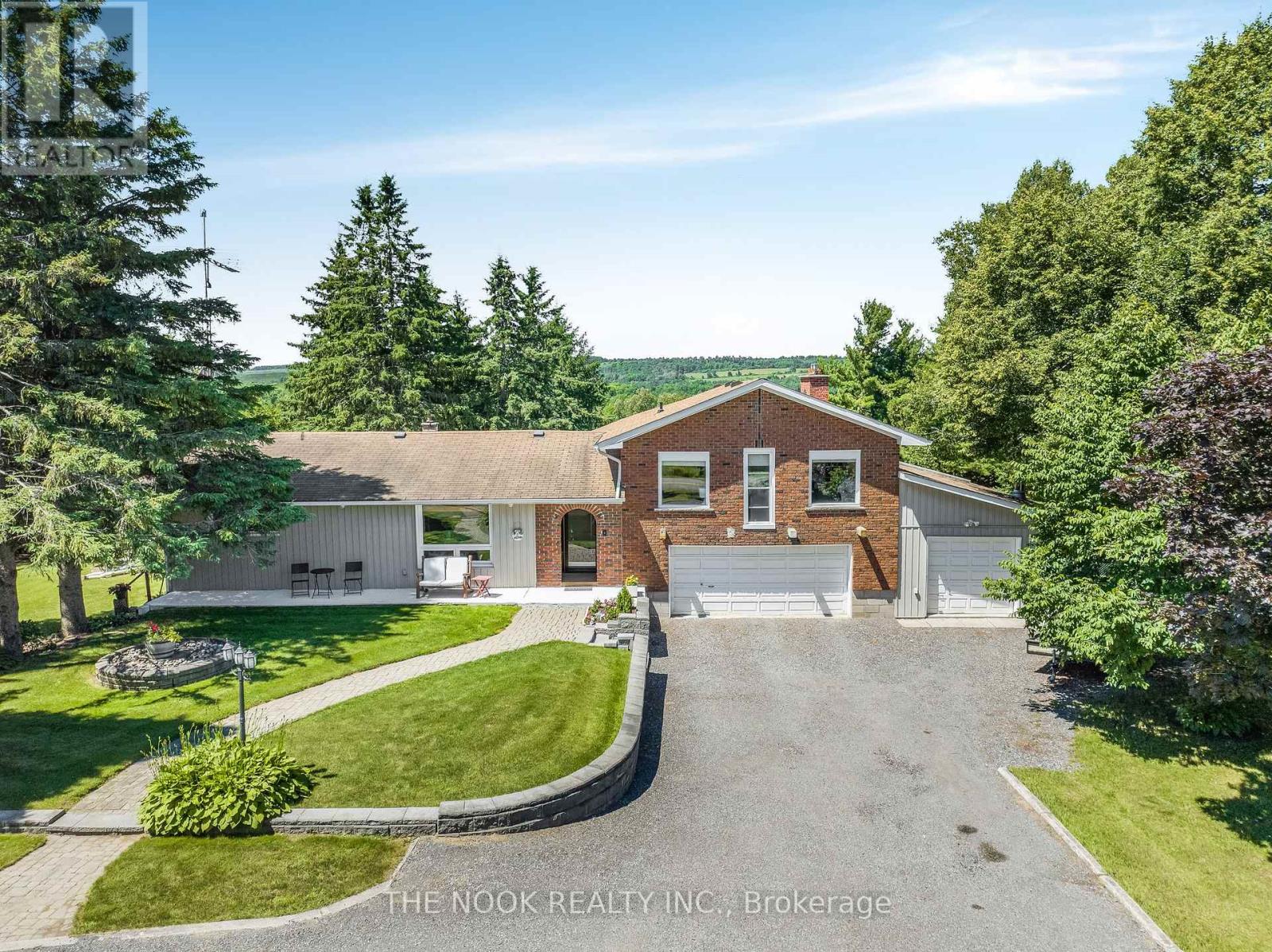 201 SKI HILL ROAD, kawartha lakes (manvers), Ontario
