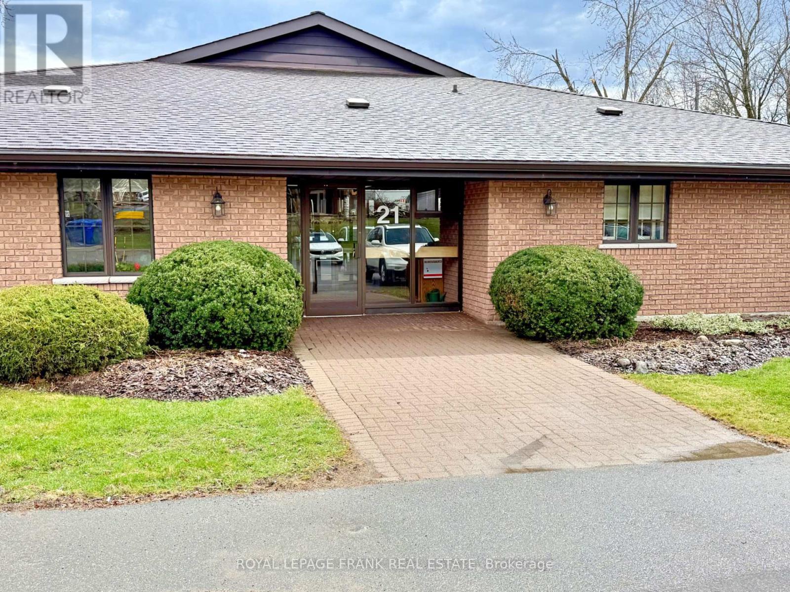 1 - 21 PADDOCK WOOD, peterborough east (north), Ontario