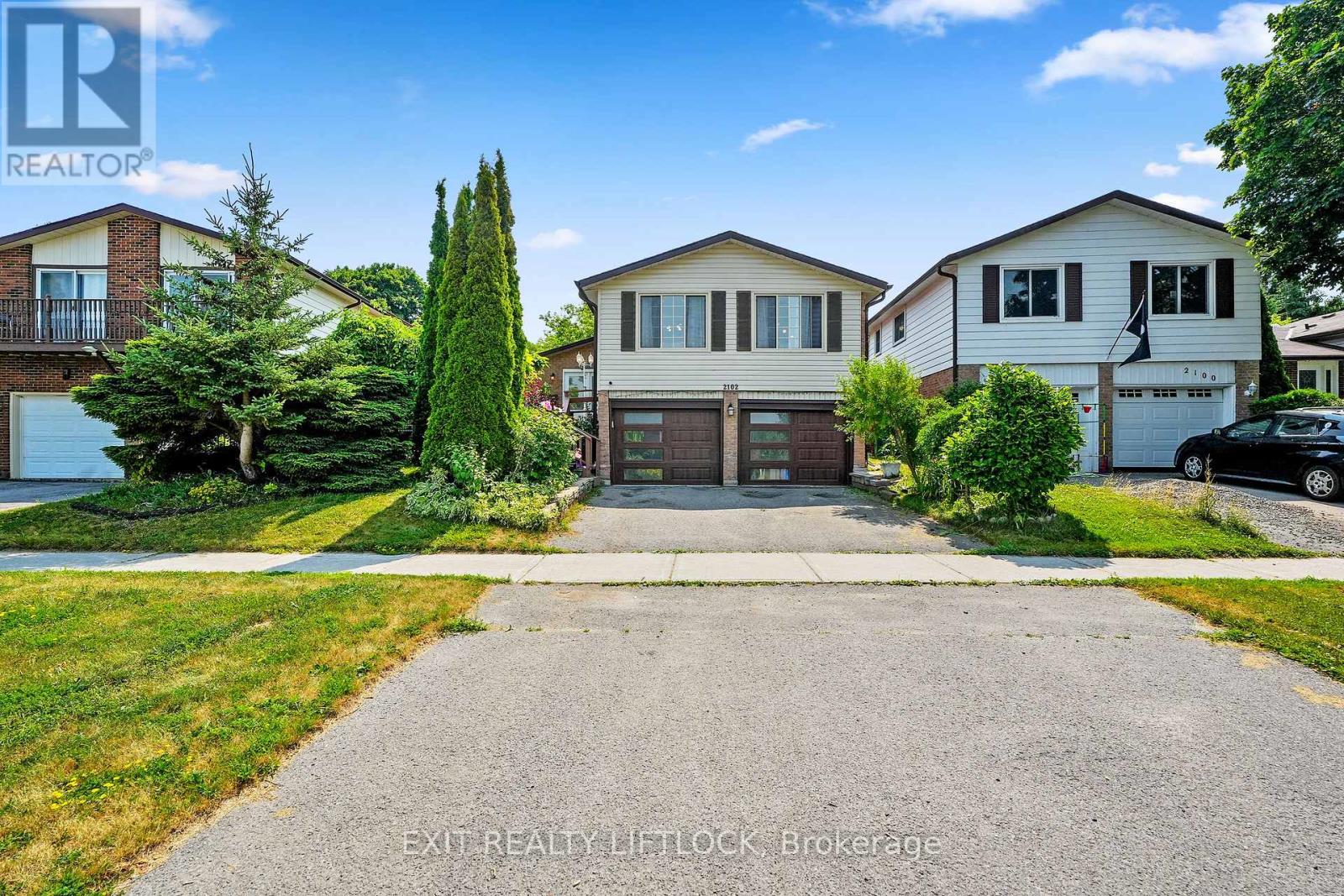 2102 WALKER AVENUE, peterborough east (south), Ontario