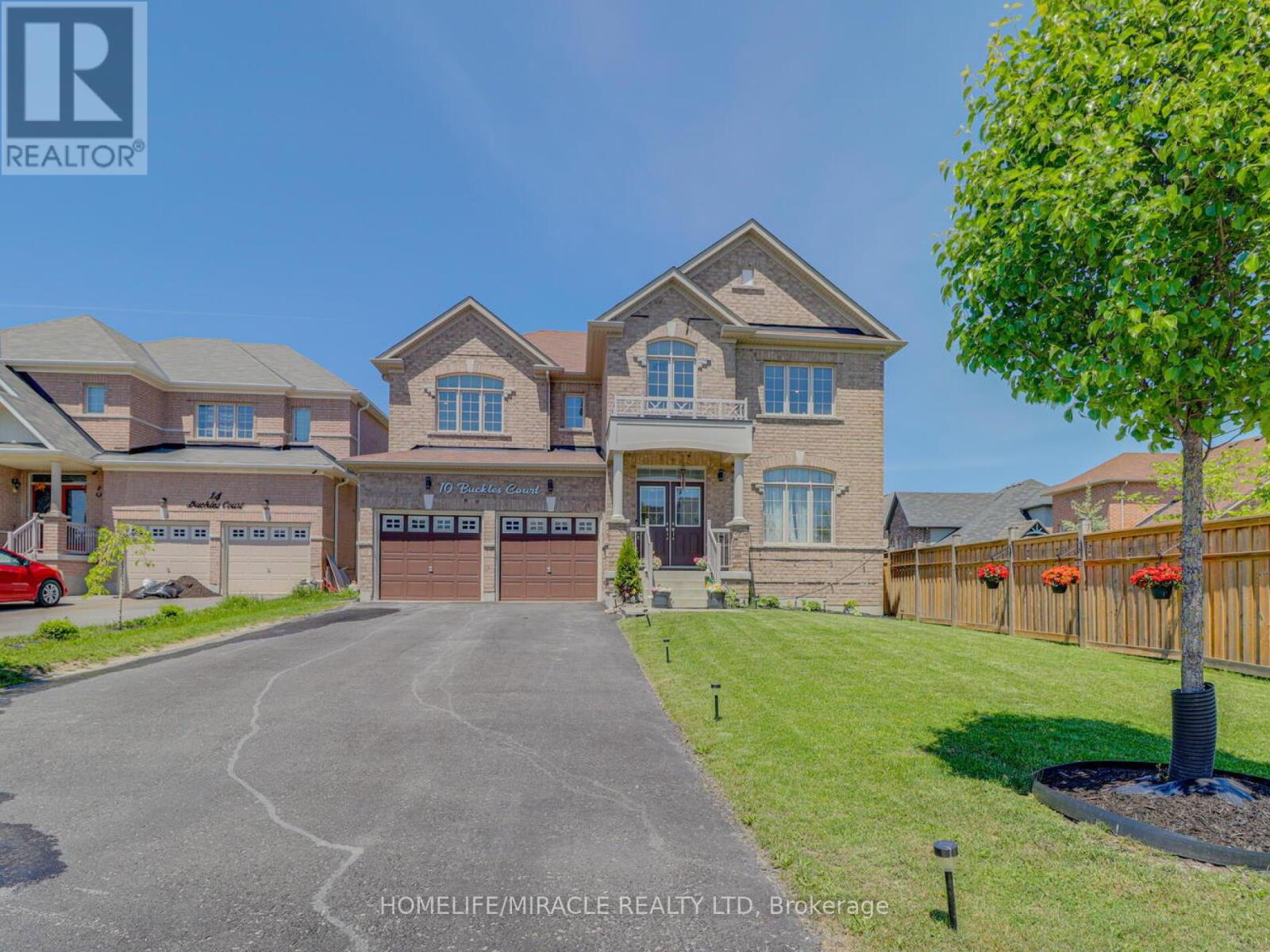 10 BUCKLES COURT, clarington (newcastle), Ontario