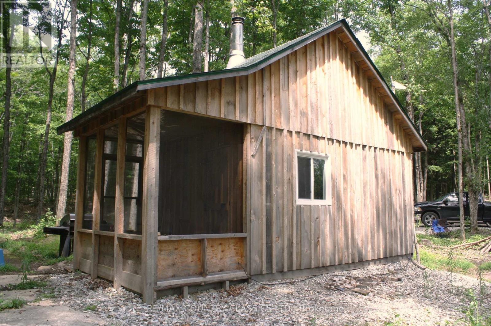730 AIRPORT ROAD, hastings highlands (herschel ward), Ontario