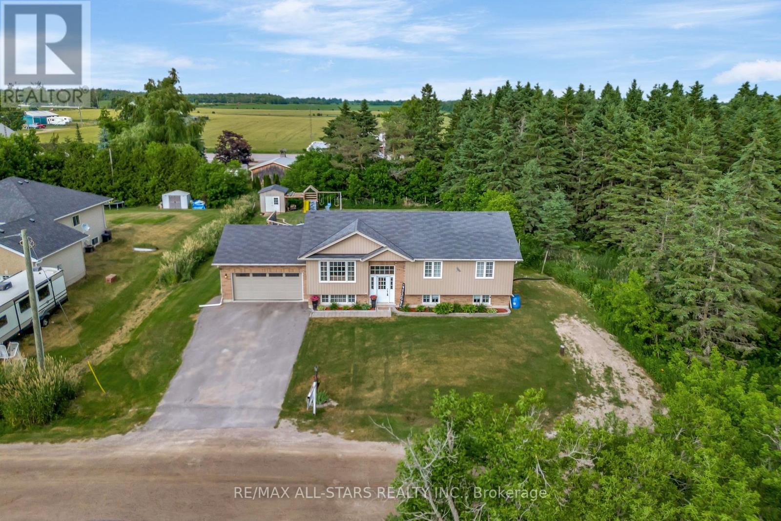 2 KING STREET, kawartha lakes (woodville), Ontario
