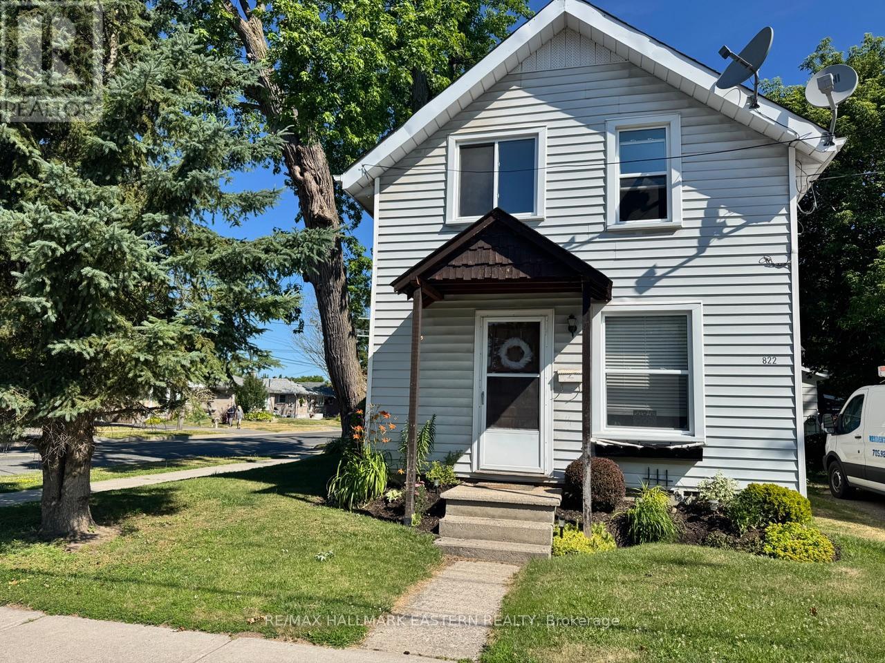 822 ST. MARY'S STREET, peterborough central (south), Ontario
