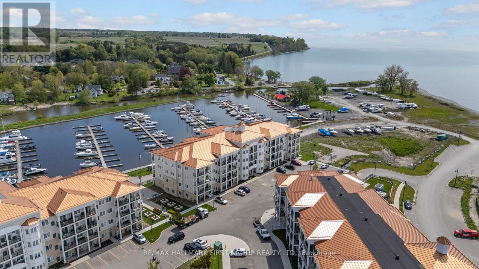 201 - 70 SHIPWAY AVENUE, clarington (newcastle), Ontario