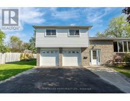 1 APPLEWOOD CRESCENT, kawartha lakes (lindsay), Ontario