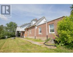 33 FLINT AVENUE, bancroft (bancroft ward), Ontario