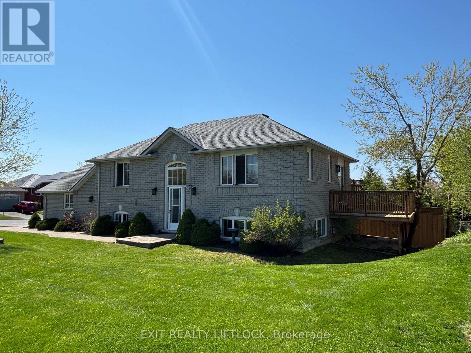 1018 BAKER STREET, peterborough north (north), Ontario