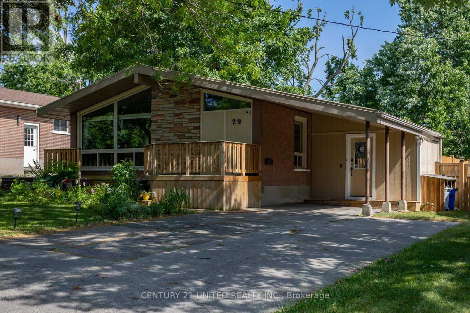 29 KAWARTHA DRIVE, kawartha lakes (lindsay), Ontario