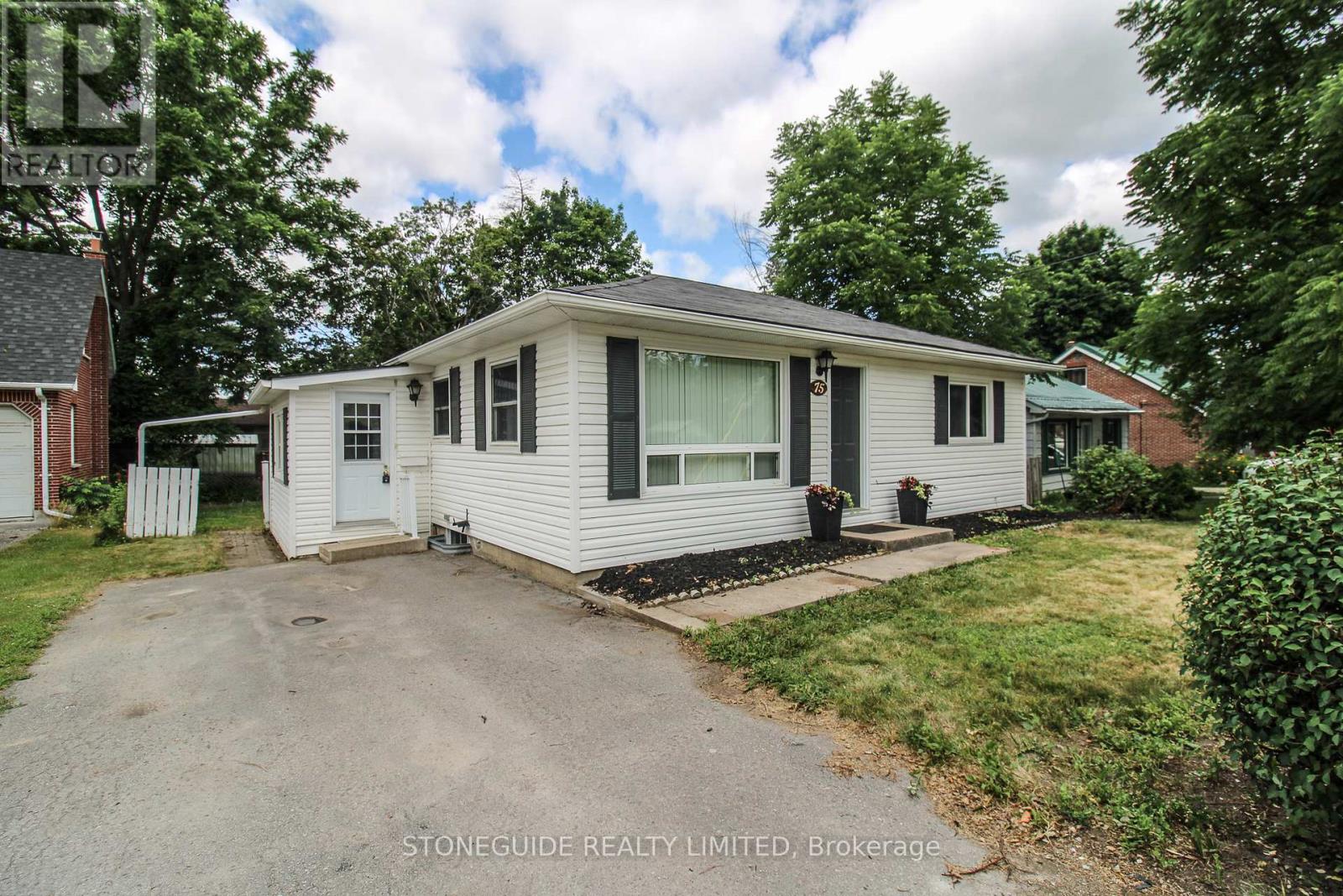 75 FRASER STREET, selwyn, Ontario