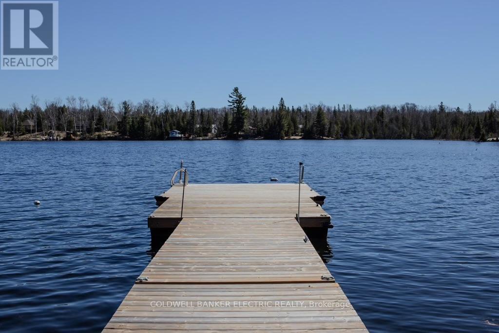 18 BAY VIEW LANE, tudor and cashel (tudor ward), Ontario