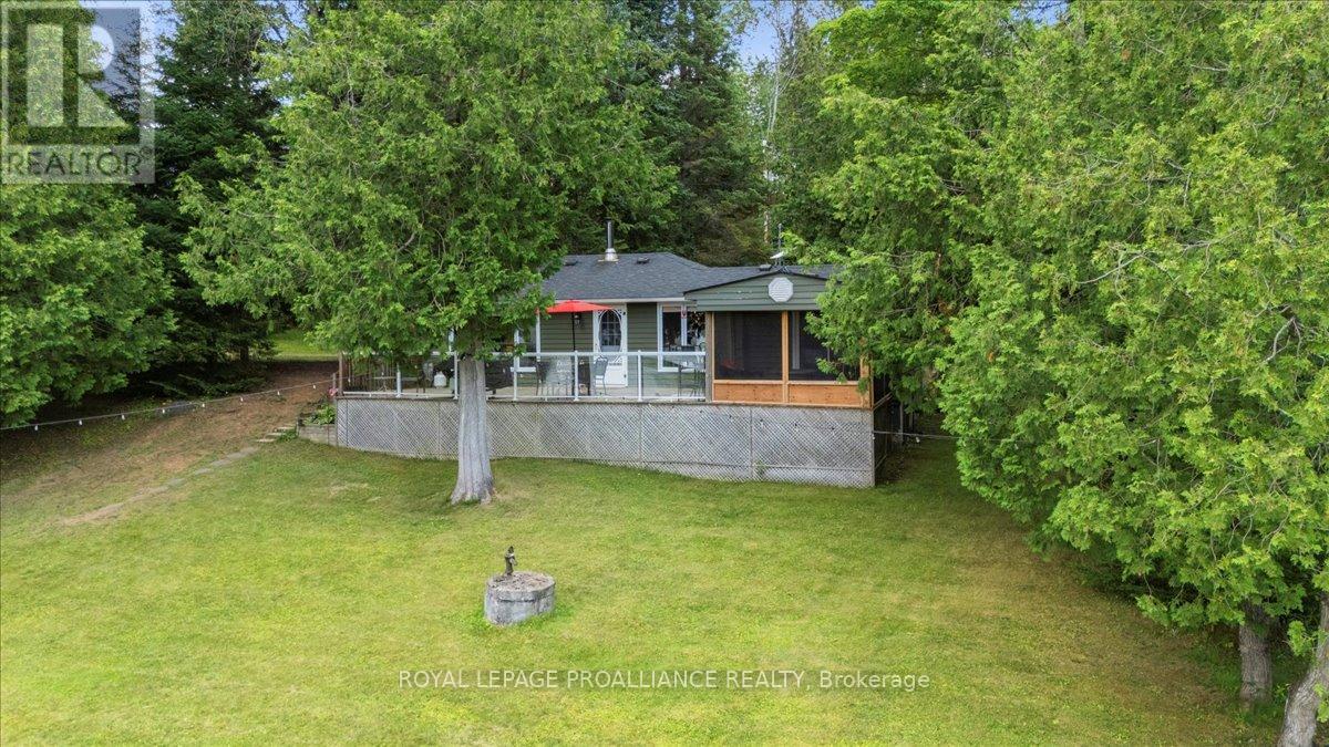 17 HALCOMB LANE, limerick, Ontario
