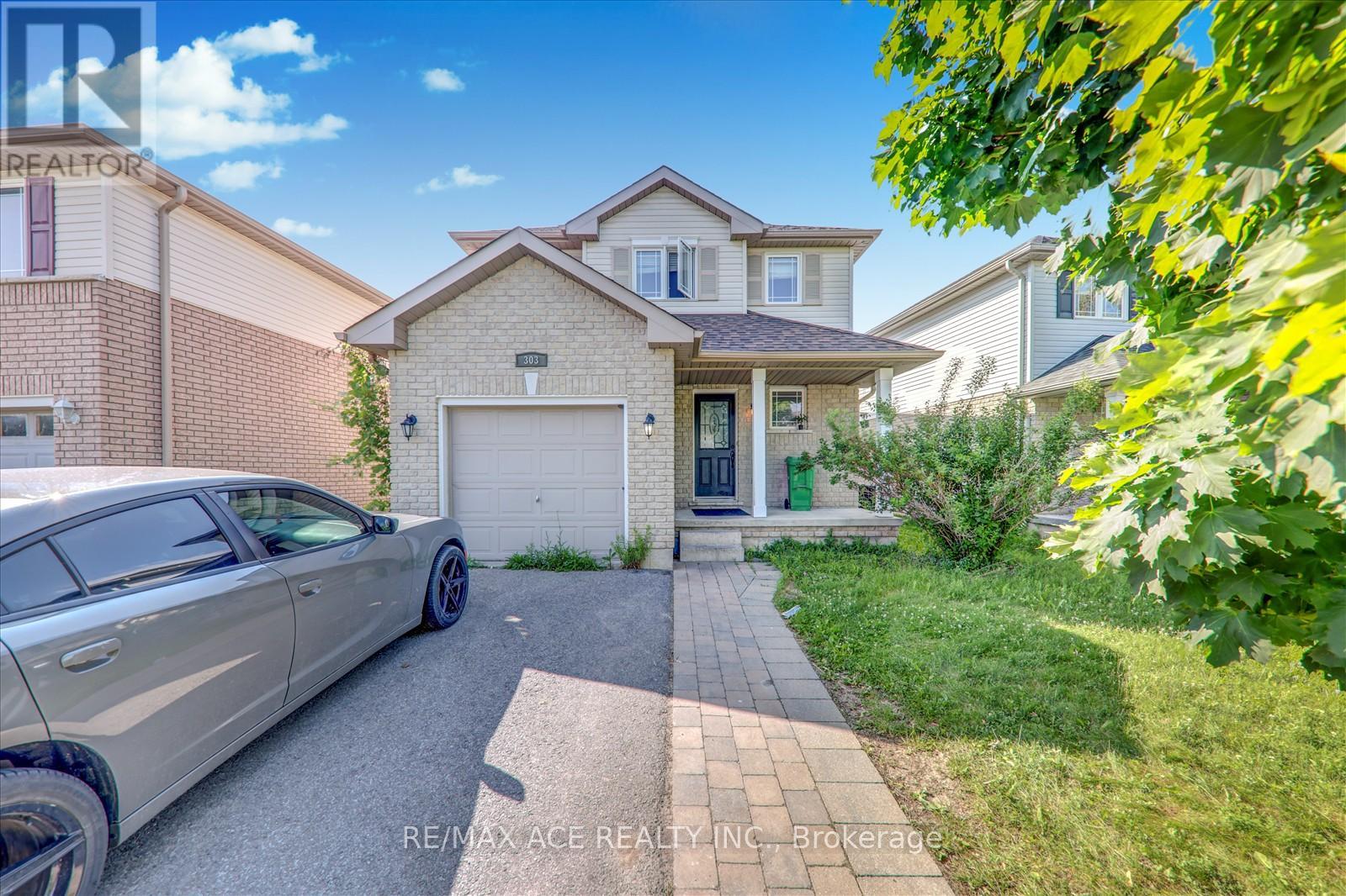 303 SPILLSBURY DRIVE, peterborough west (south), Ontario