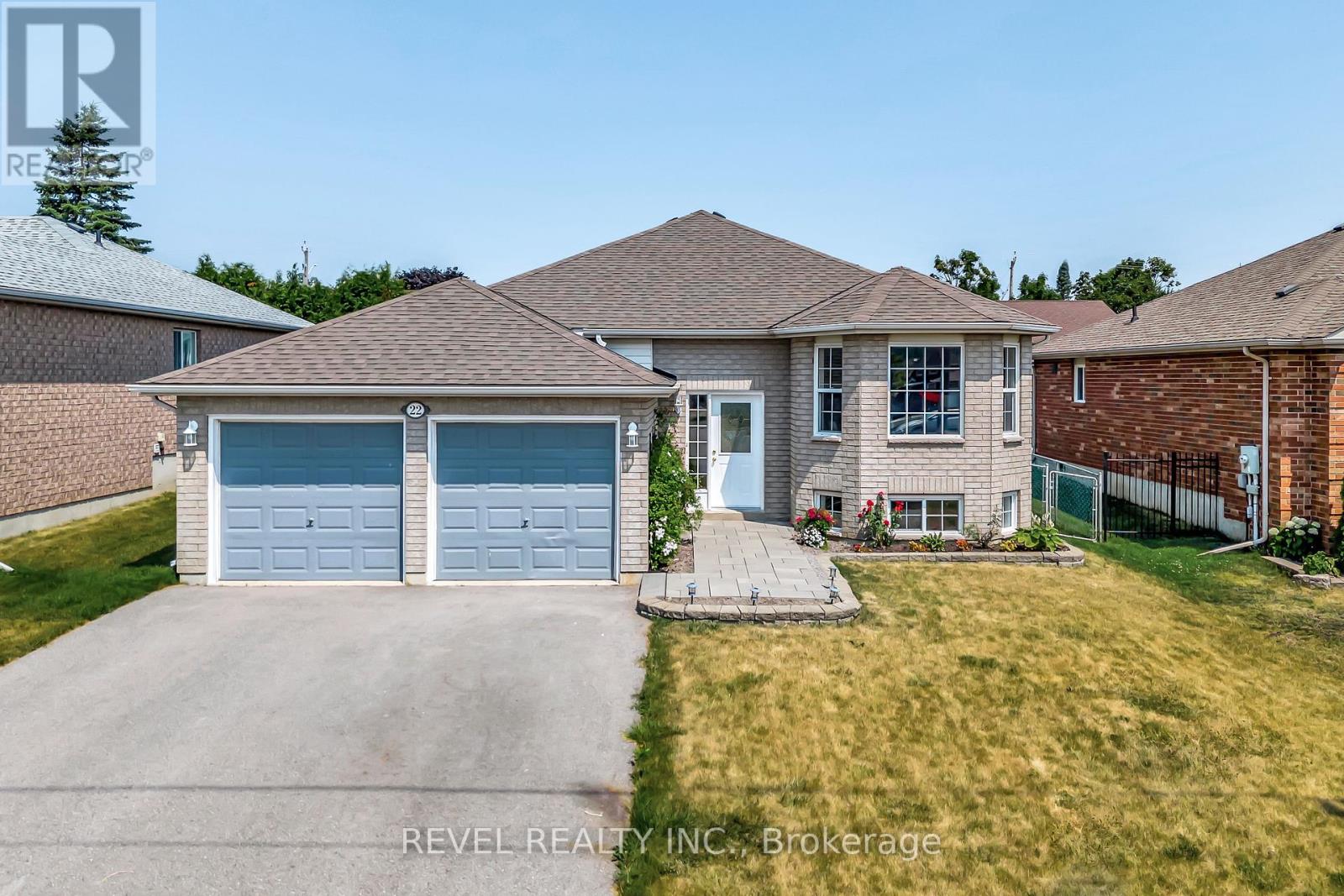 22 MCGIBBON BOULEVARD, kawartha lakes (lindsay), Ontario