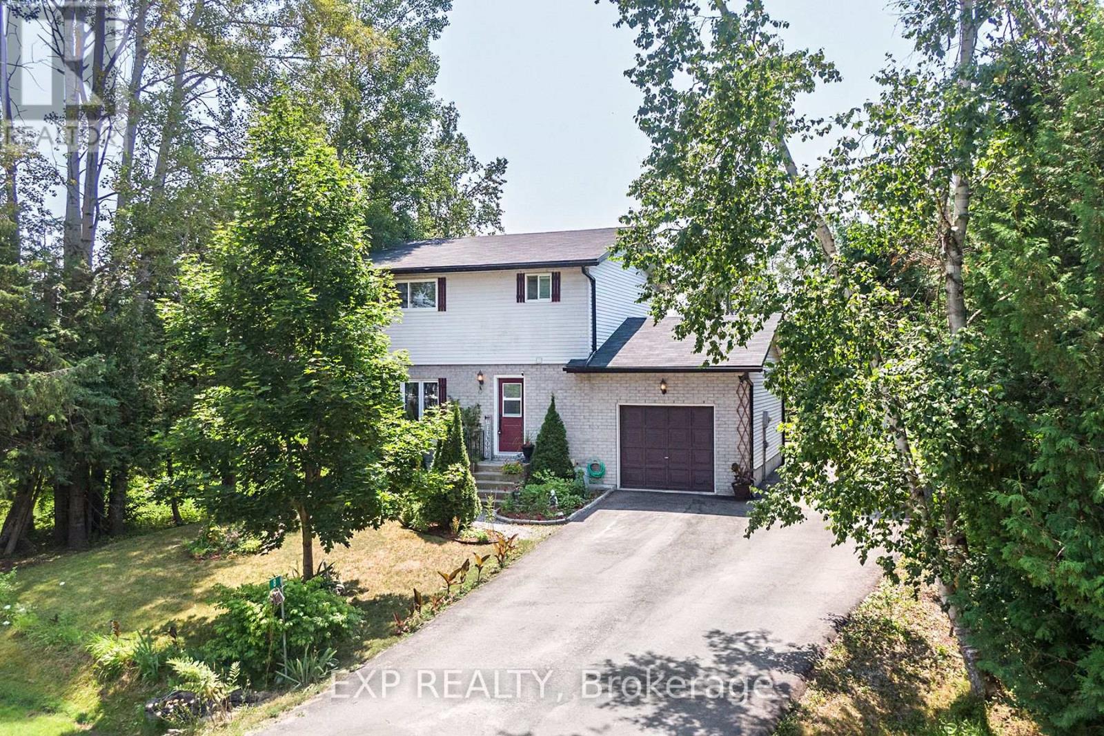 8 PINEWOOD BOULEVARD, kawartha lakes (carden), Ontario