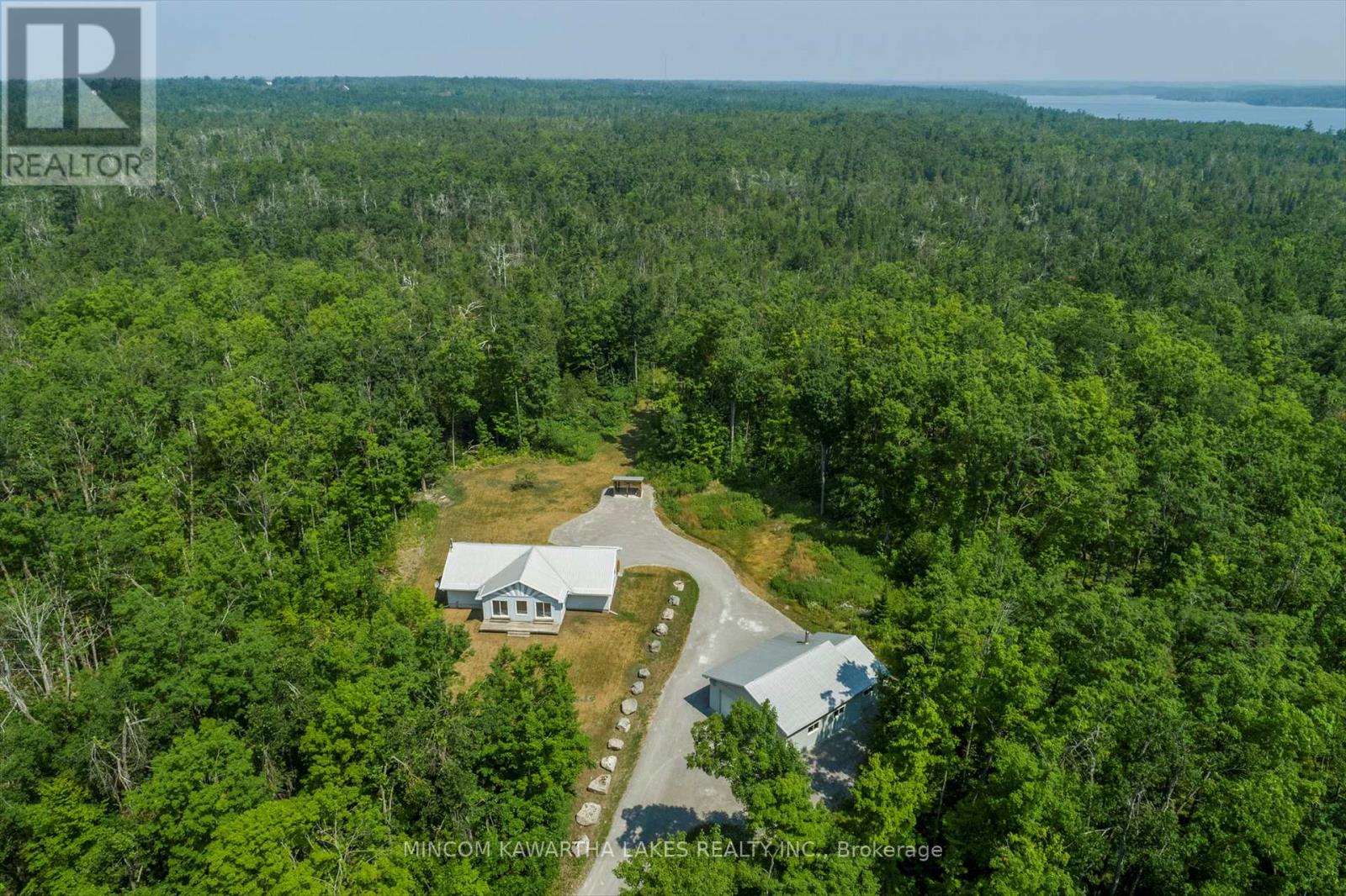 <h3>$939,900</h3><p>947 Lakehurst Road, Trent Lakes, Ontario</p>