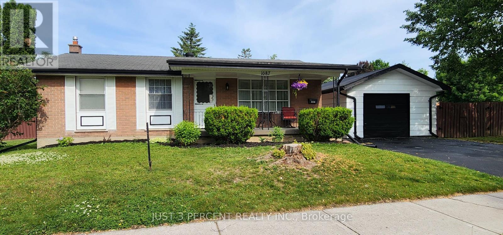 1087 ST PAUL'S STREET, peterborough north (south), Ontario
