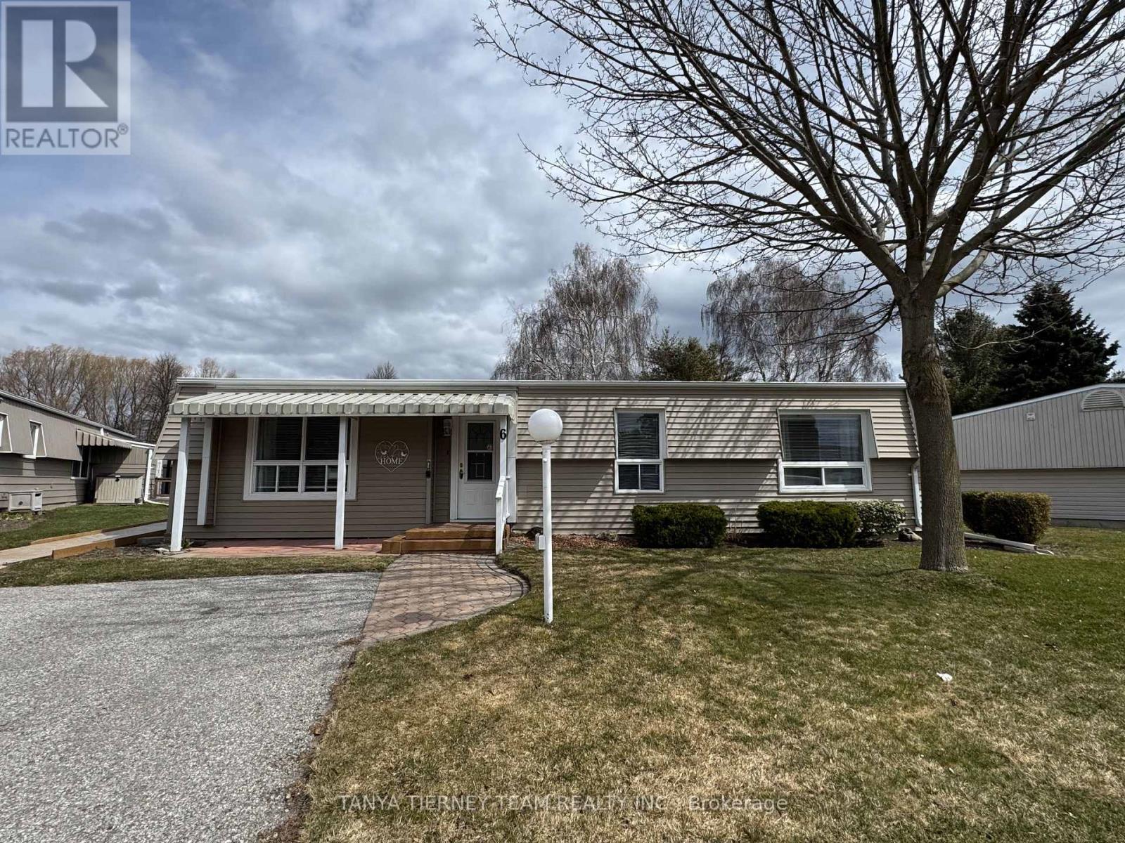 6 THE COVE ROAD, clarington (newcastle), Ontario
