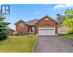 5 FORTYE GATE, peterborough west (south), Ontario