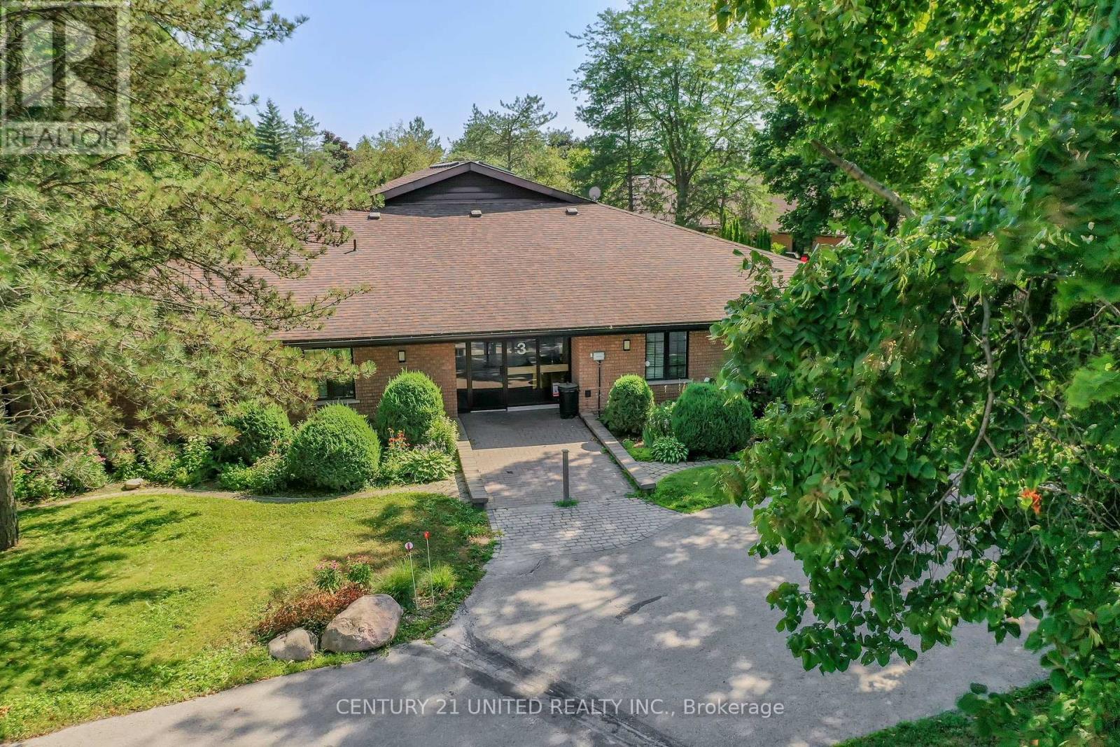 1 - 3 PADDOCK WOOD, peterborough east (north), Ontario