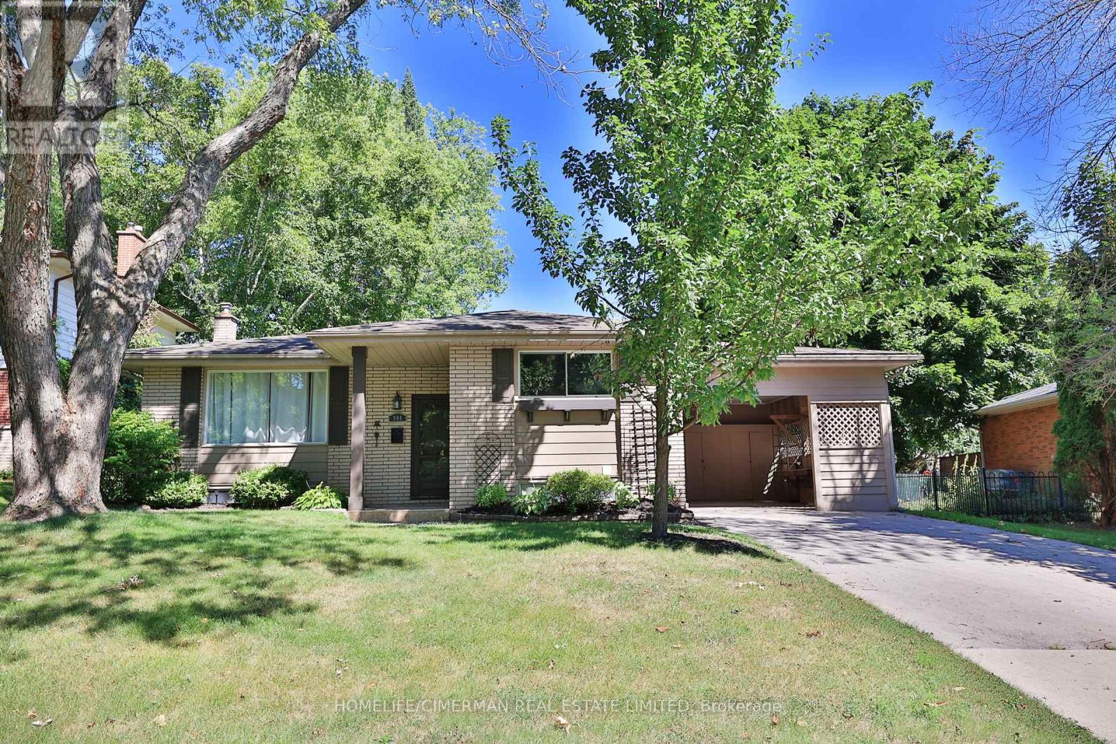 904 ELLESMERE AVENUE, peterborough north (central), Ontario