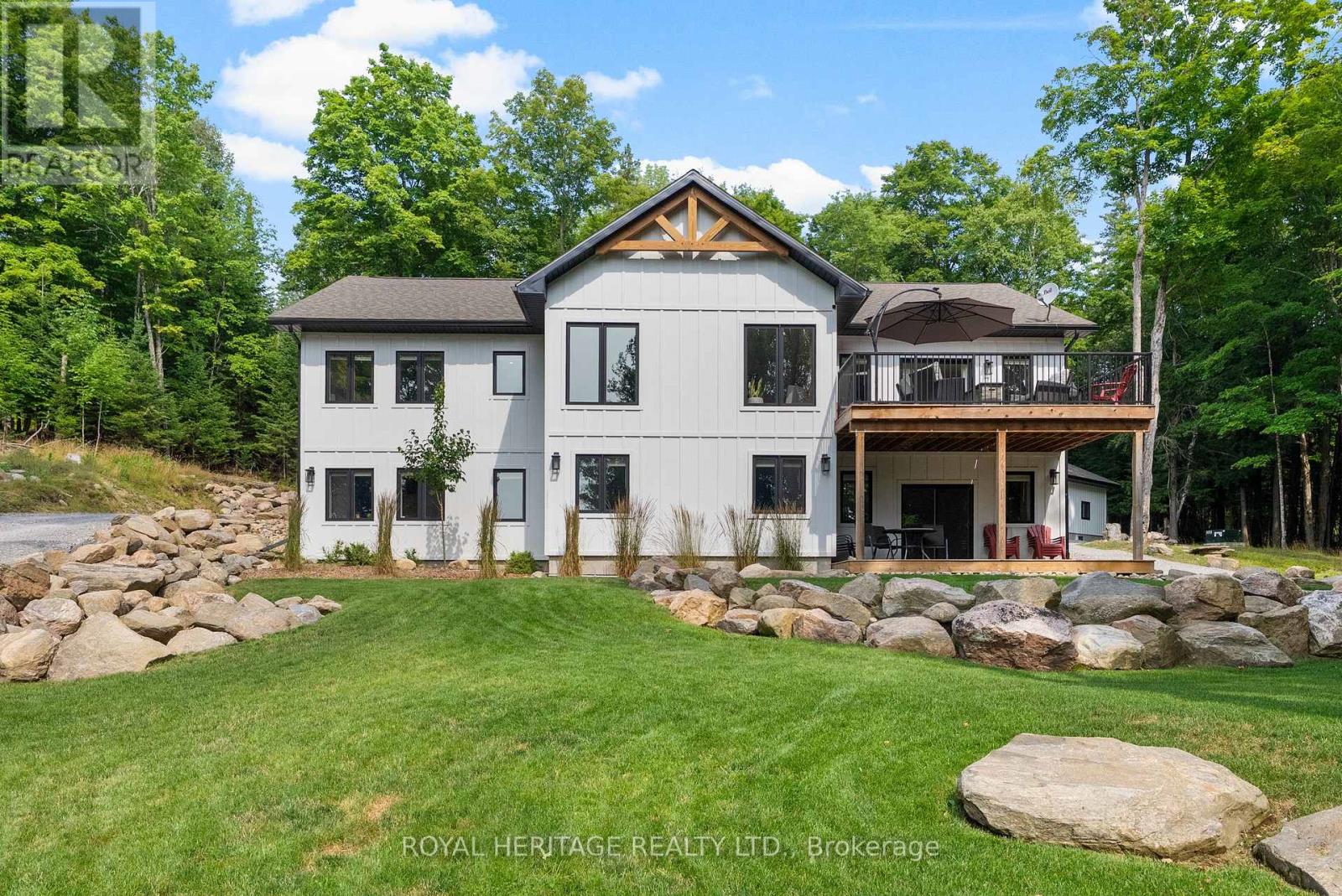 51 GLEBE ROAD, dysart et al (dysart), Ontario