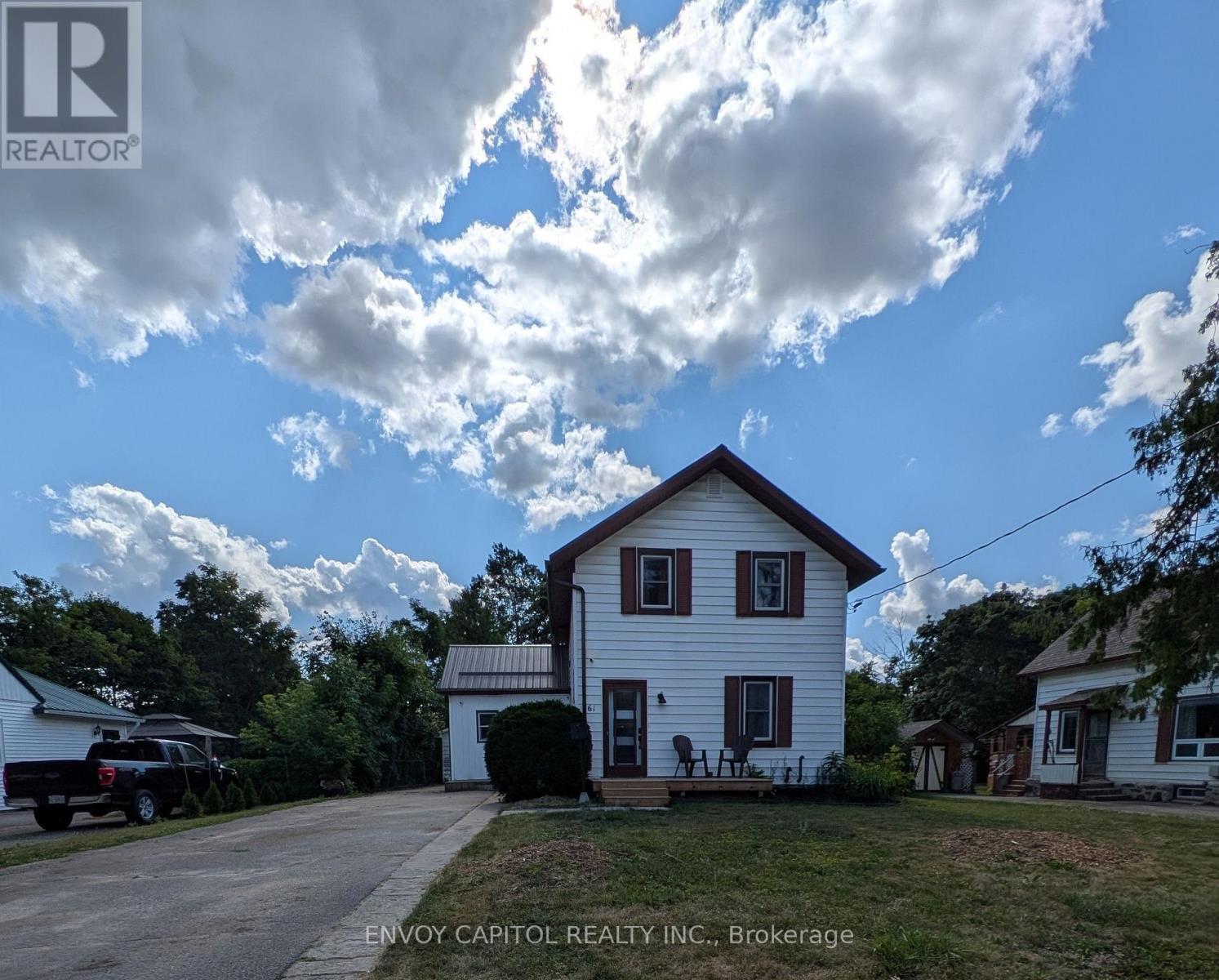 61 SIMCOE STREET, kawartha lakes (lindsay), Ontario