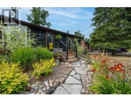 39 BISHOP STREET, selwyn, Ontario