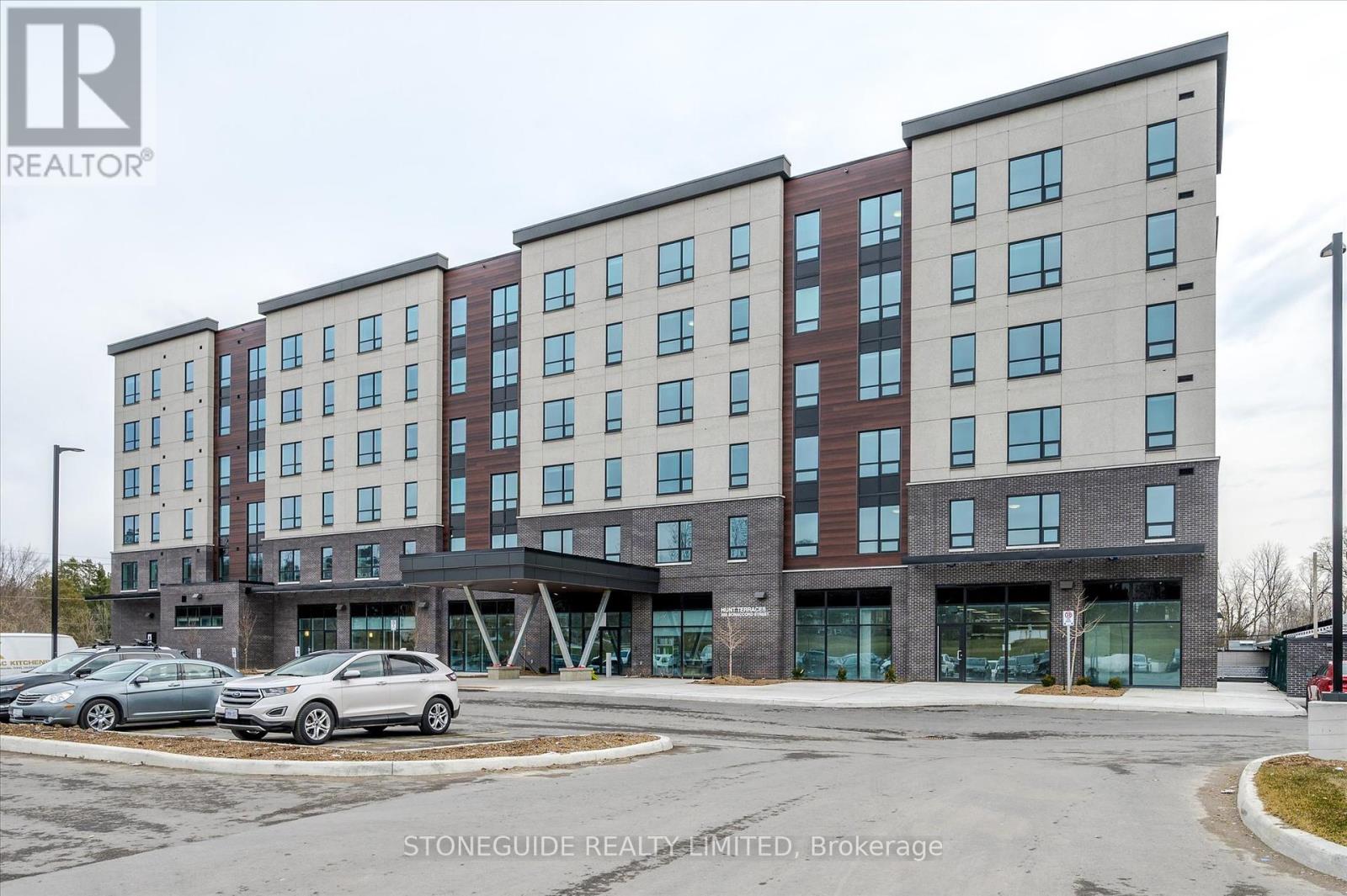 220 - 555 BONACCORD STREET, peterborough central (north), Ontario