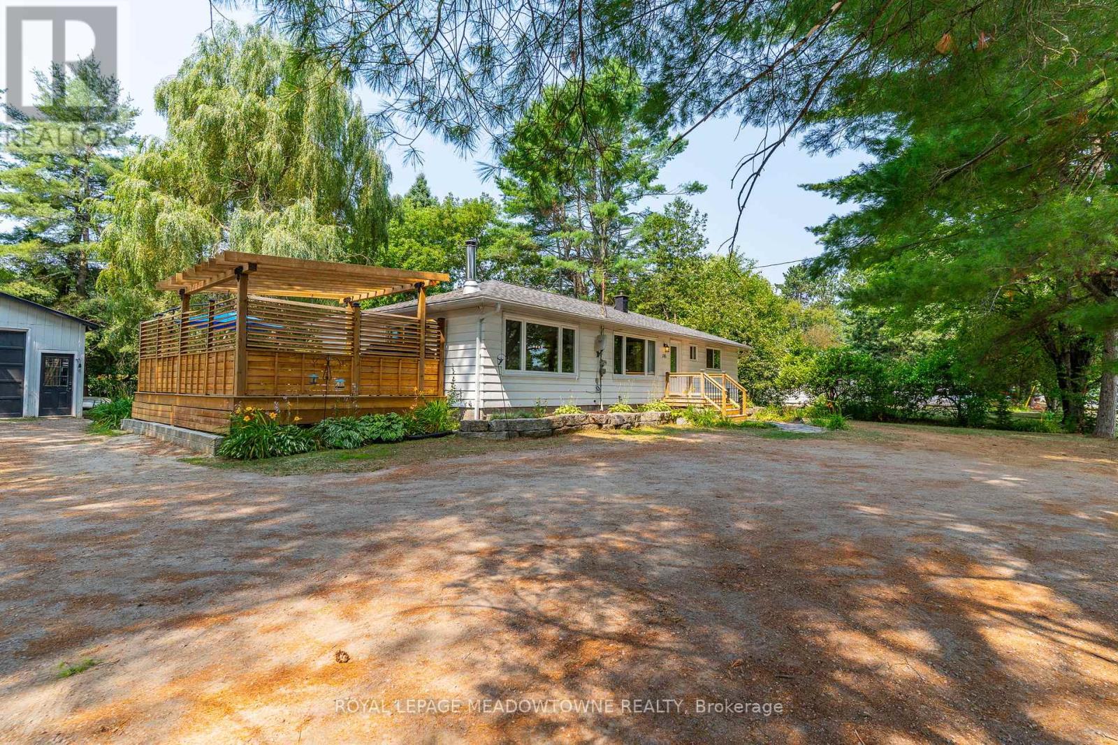185 BOBCAYGEON ROAD, minden hills (anson), Ontario