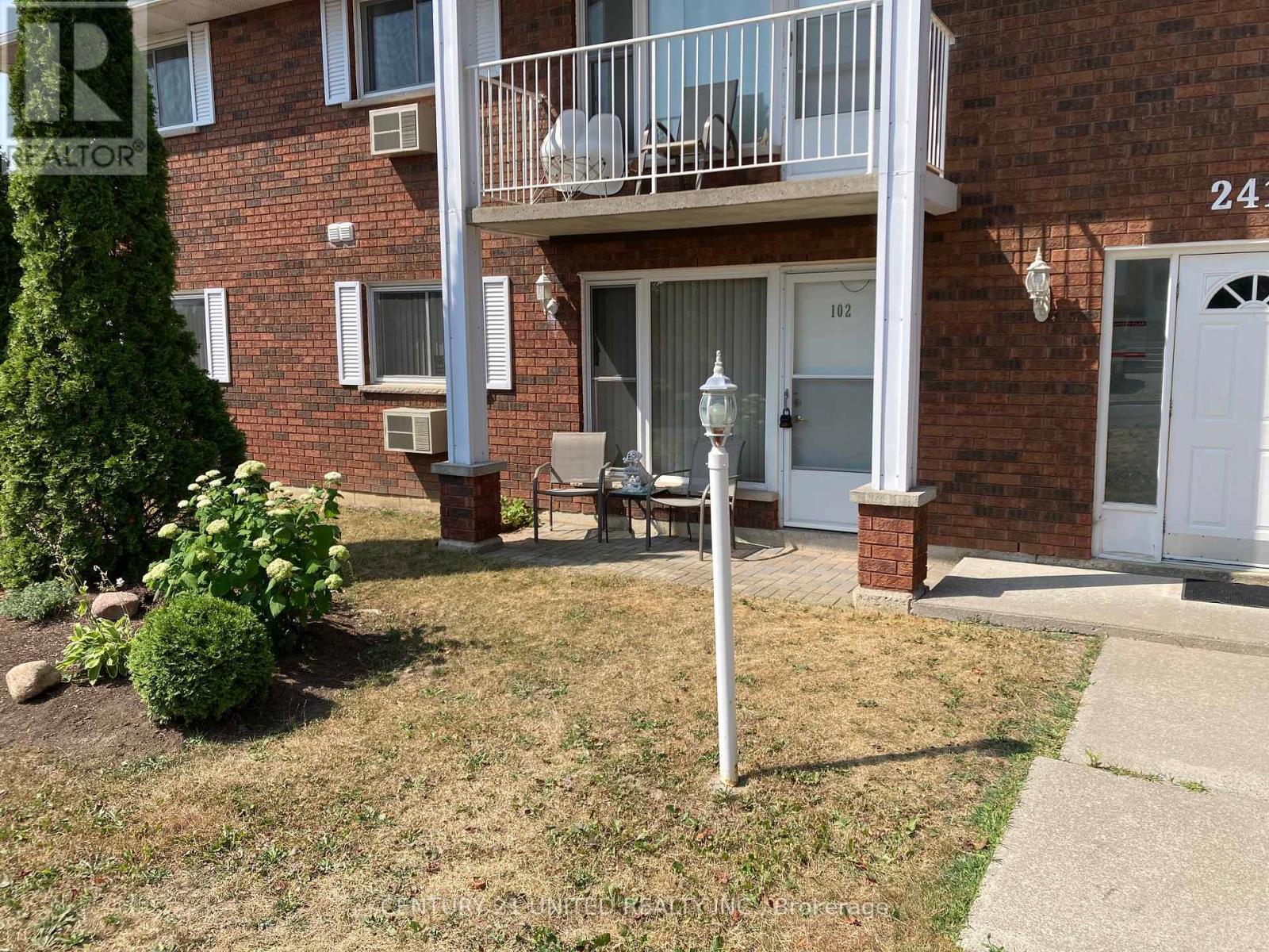 102 - 2418 MOUNTLAND DRIVE, peterborough west (central), Ontario
