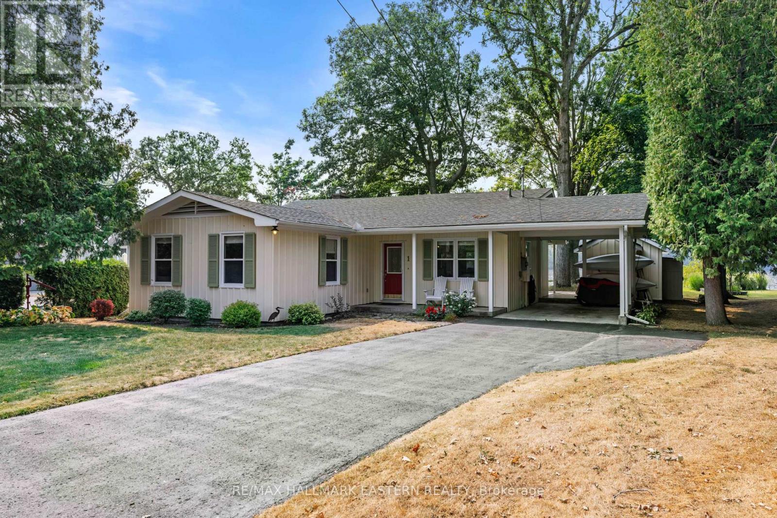 15 SNAKE POINT ROAD, kawartha lakes (bobcaygeon), Ontario