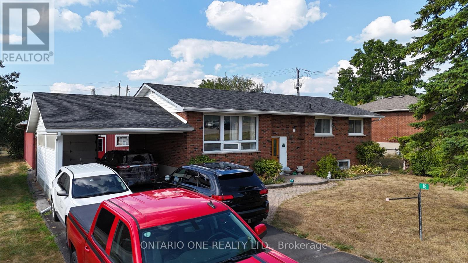 15 WELDON ROAD, kawartha lakes (lindsay), Ontario