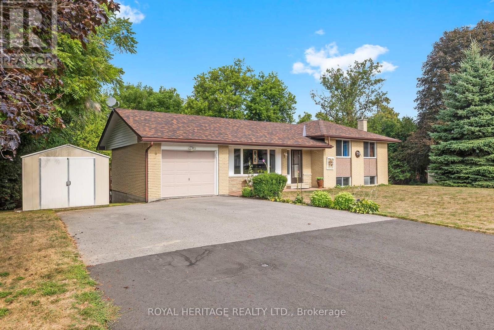 8 LISA COURT, cavan monaghan (millbrook village), Ontario