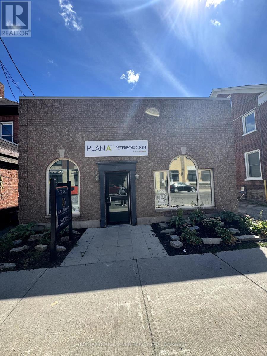 269 CHARLOTTE STREET, peterborough central (north), Ontario