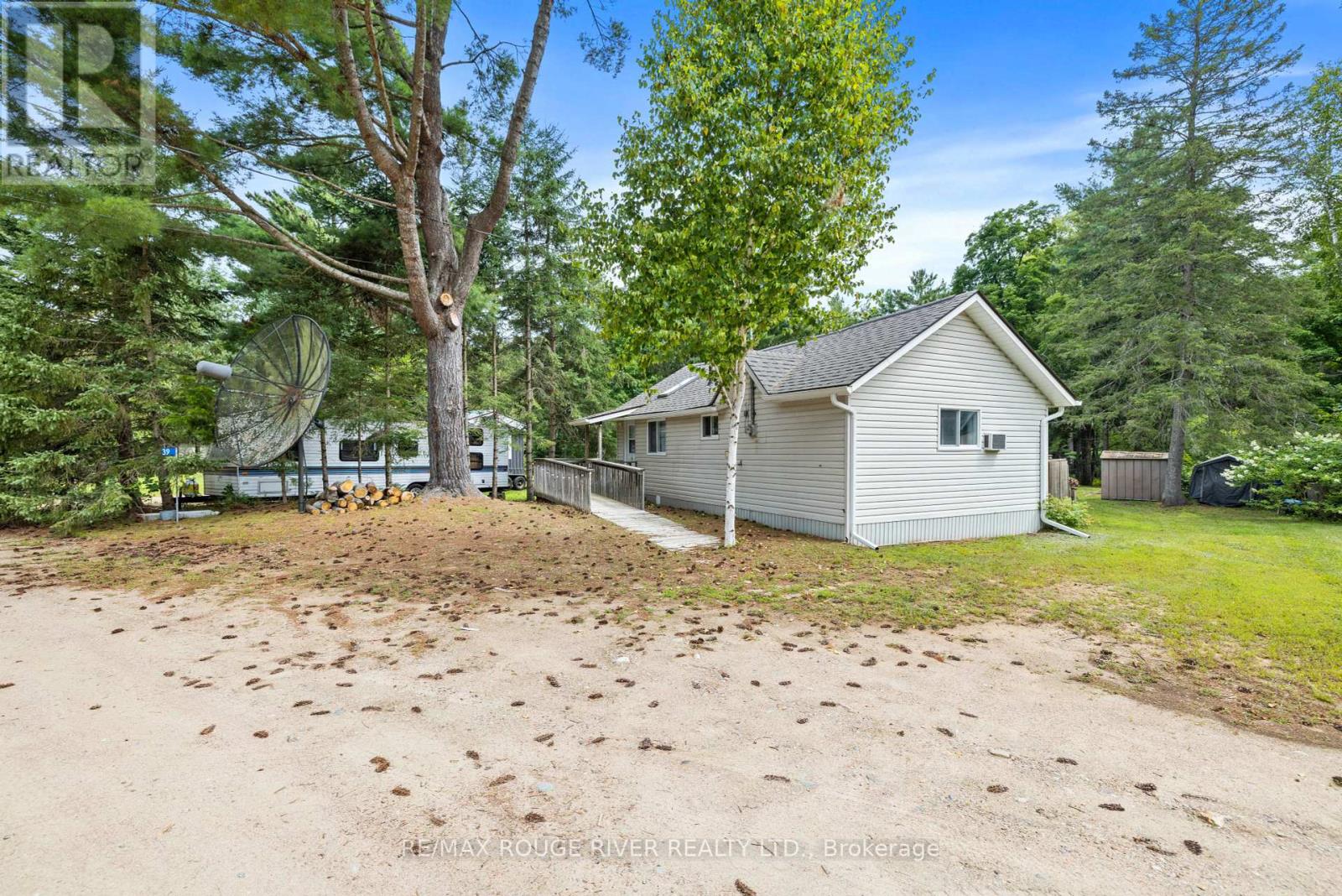 39 HOBO LANE, hastings highlands (herschel ward), Ontario