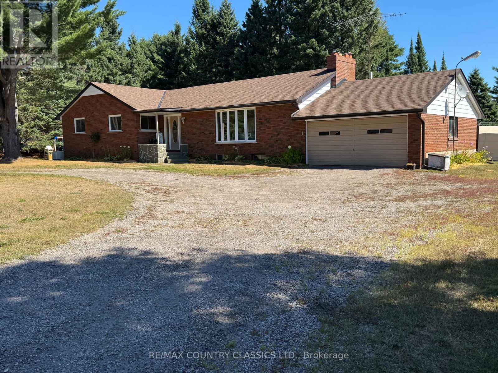 1012 CLEMENT LAKE ROAD, highlands east (monmouth), Ontario