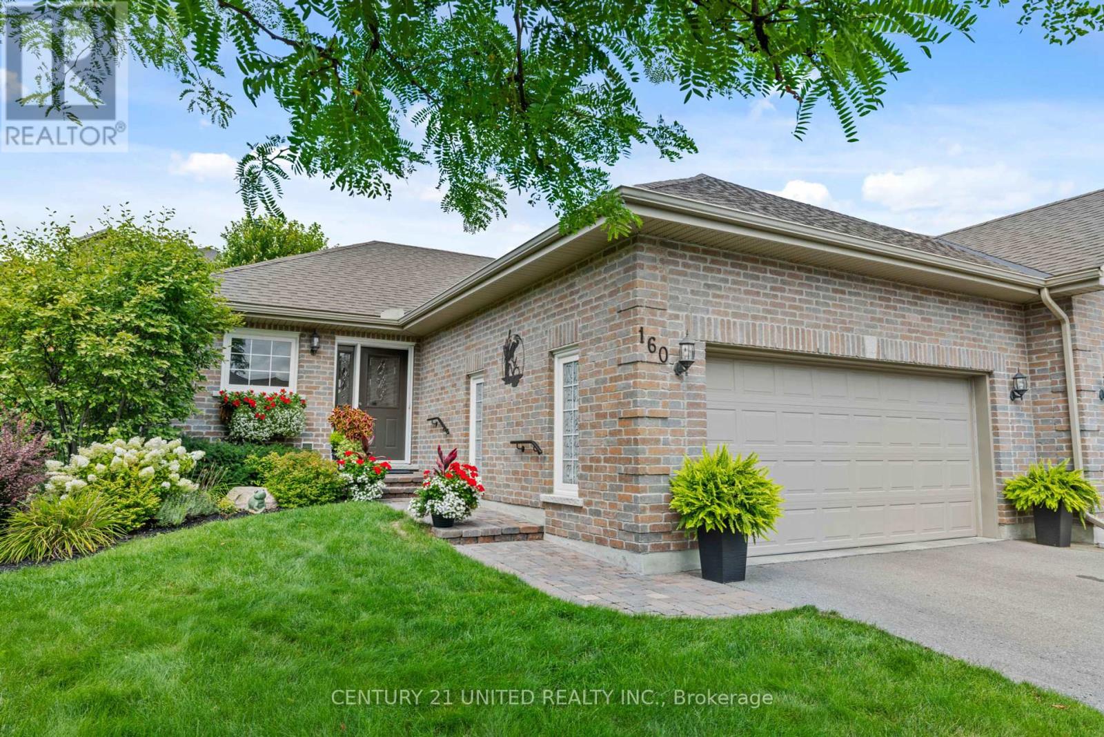 160 - 301 CARNEGIE AVENUE, peterborough (northcrest ward 5), Ontario