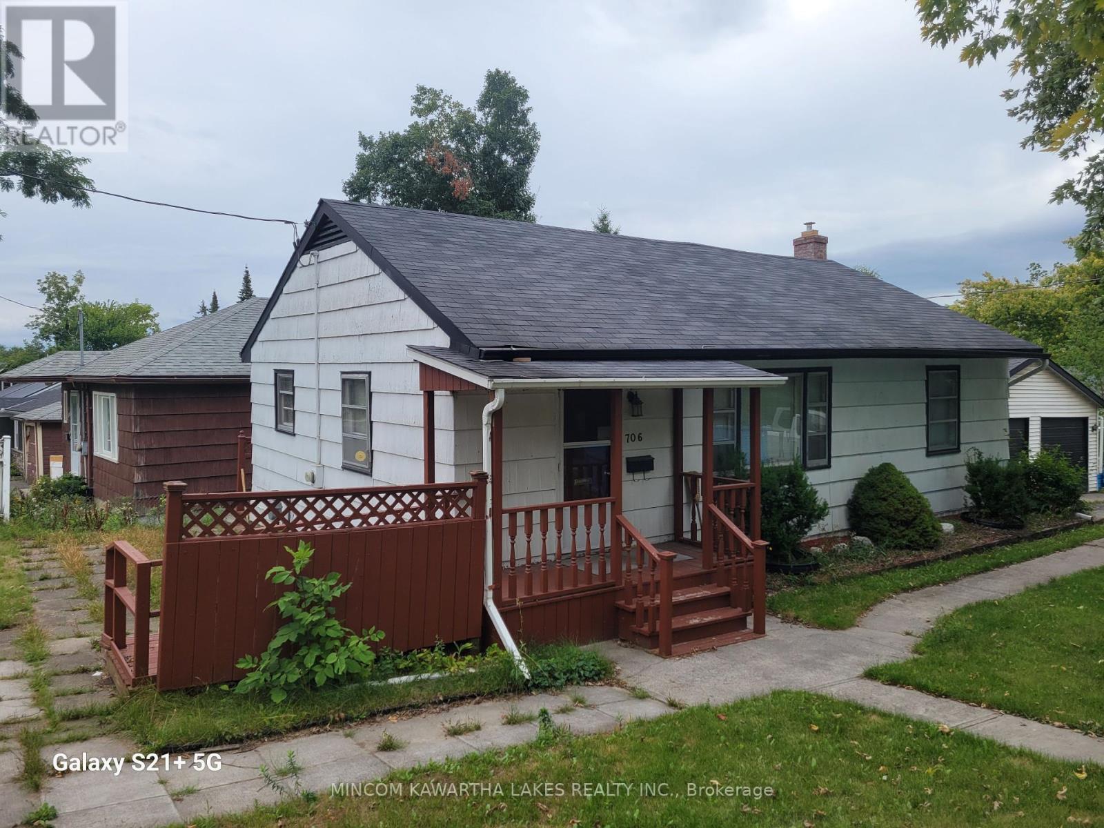 706 FAIRBAIRN STREET, peterborough (northcrest ward 5), Ontario