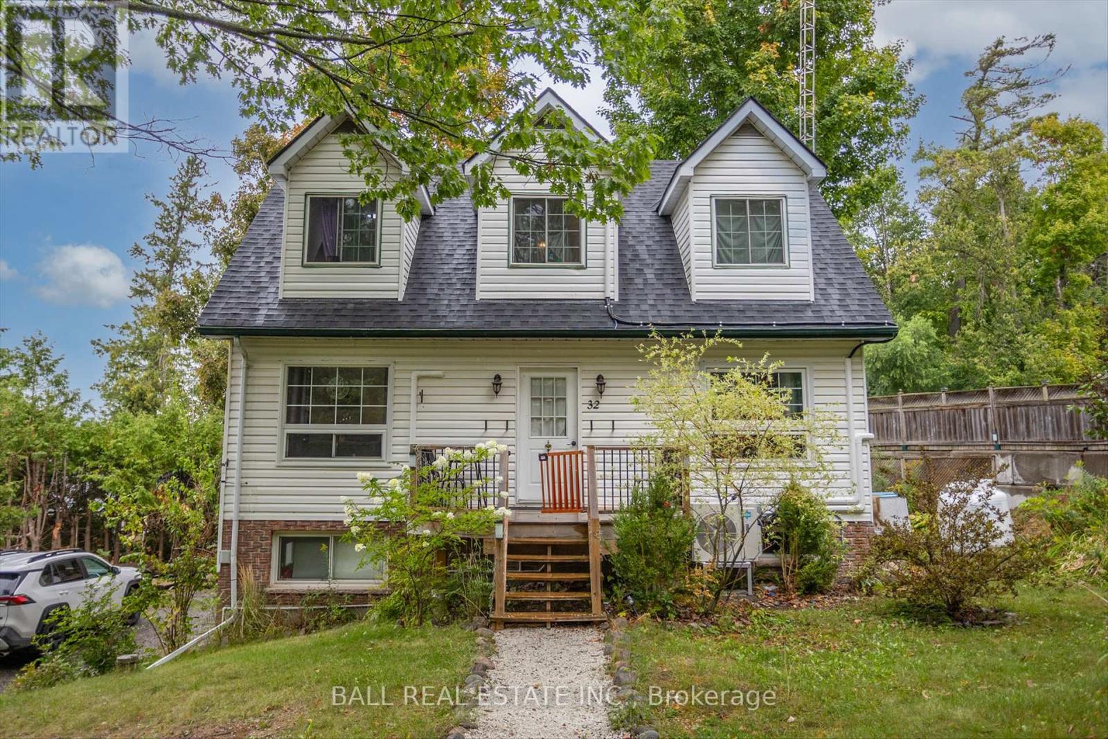 32 CHERRYHILL STREET, kawartha lakes (verulam), Ontario