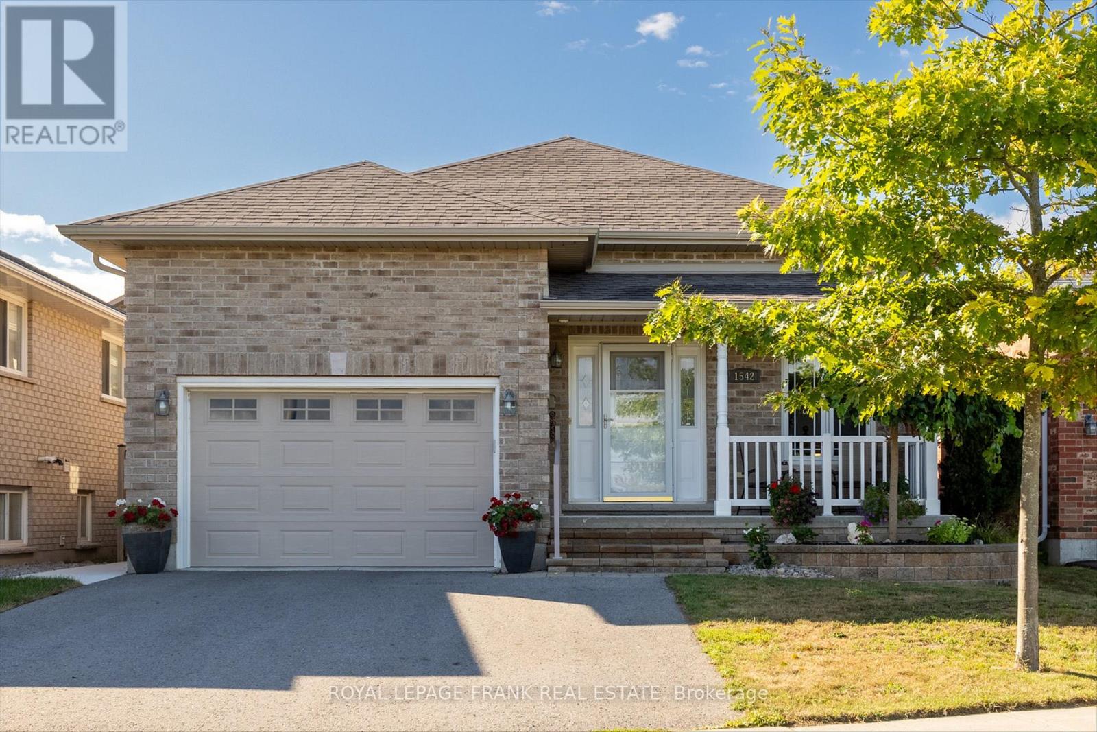 1542 IRELAND DRIVE, peterborough (monaghan ward 2), Ontario