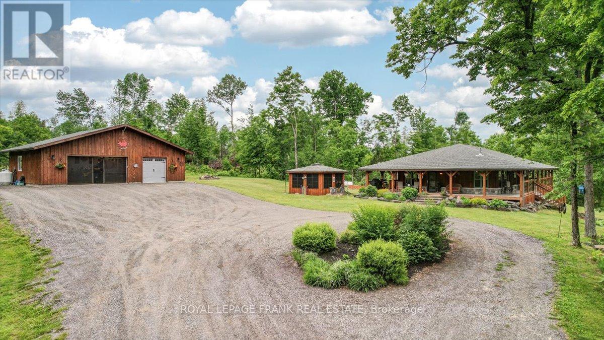 944 STEENBURG LAKE ROAD N, limerick, Ontario