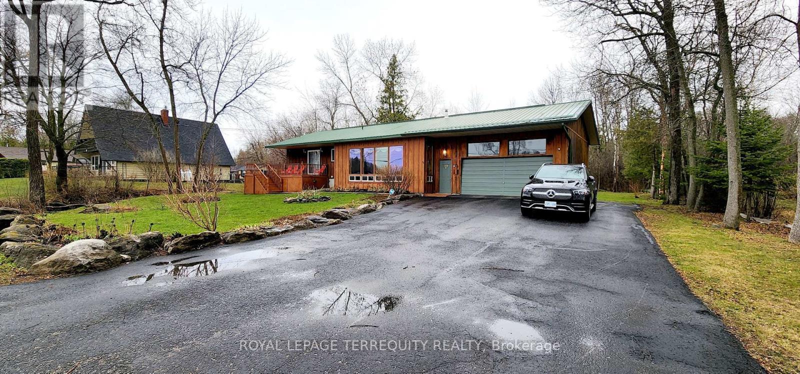 117 FRONT STREET W, kawartha lakes (bobcaygeon), Ontario
