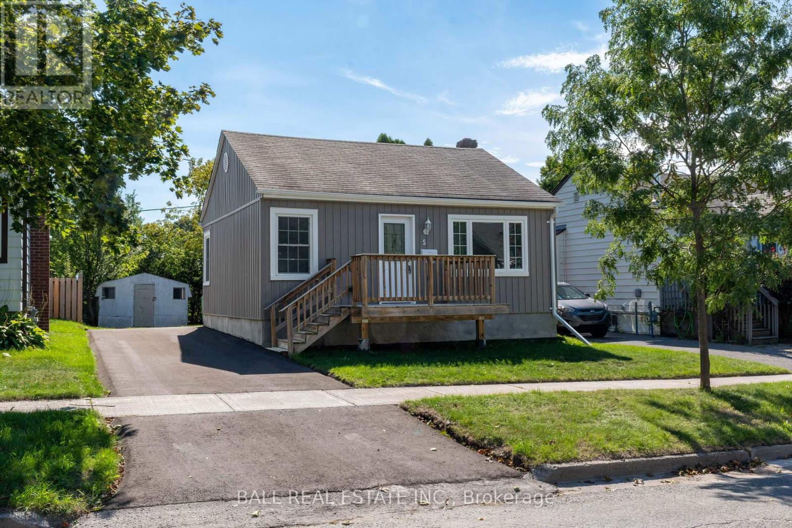 5 WALLACE STREET, peterborough (ashburnham ward 4), Ontario